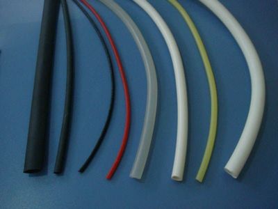 鋼襯鋼襯聚四氟乙烯管產品性能的改進與發展方向